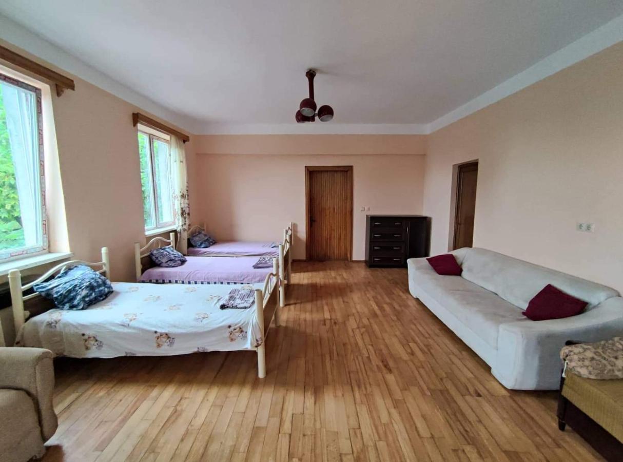 Hostel On The River Батуми Экстерьер фото